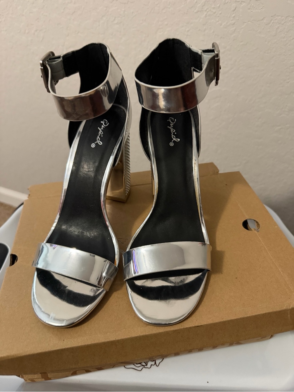 Qupid Metallic Silver Block Heel Ankle Strap Sandals